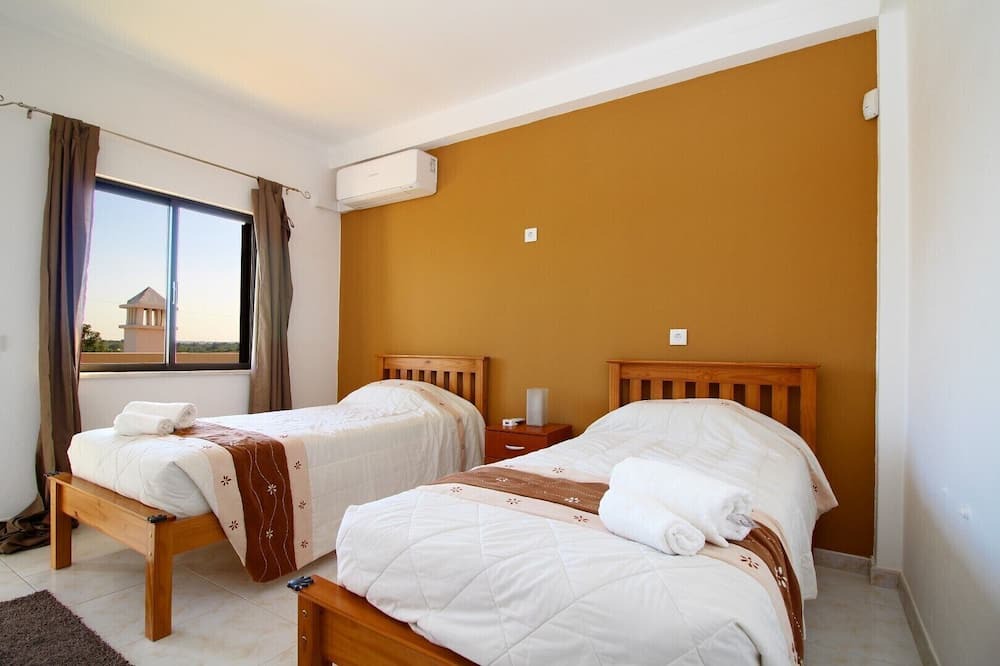 Photo of Bedroom in Parchal