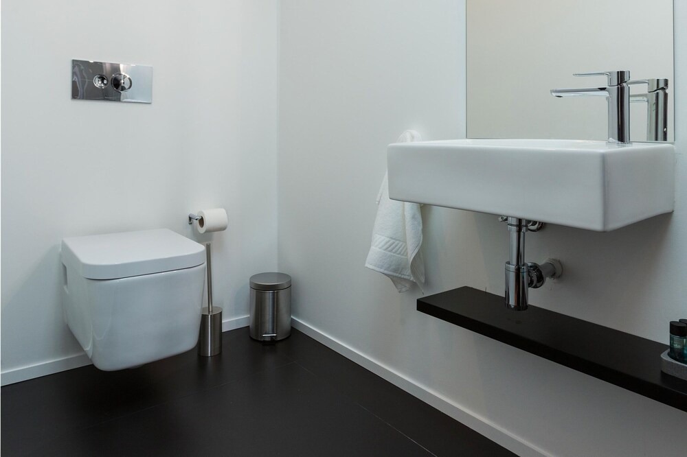 Photo of Bathroom in Coimbra City Centre