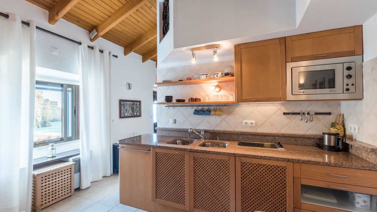 Photo of Kitchen in Lagoa e Carvoeiro