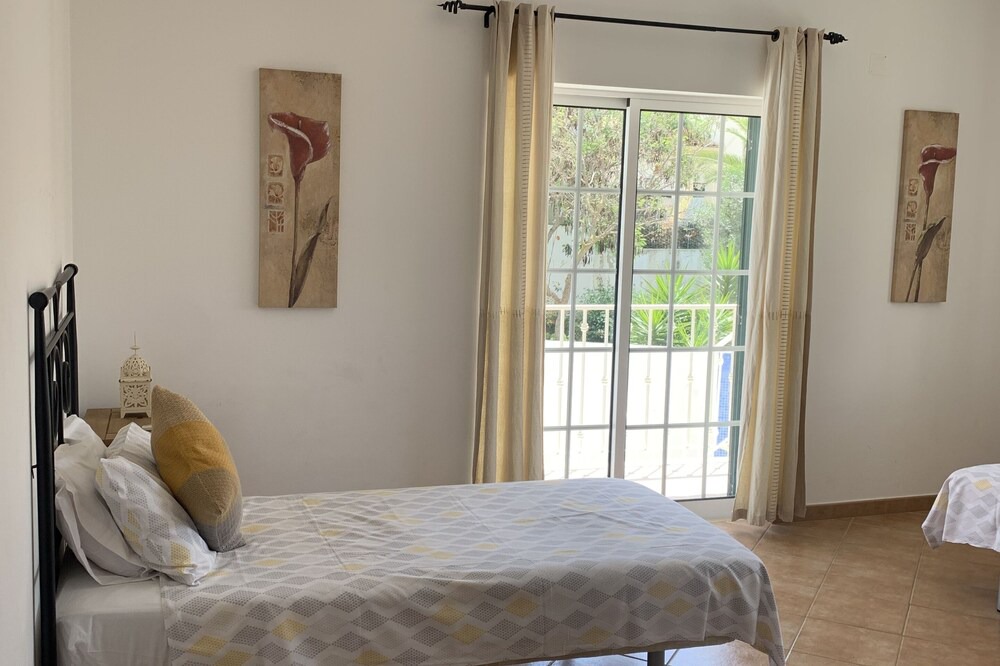 Photo of Bedroom in Monte Raposo