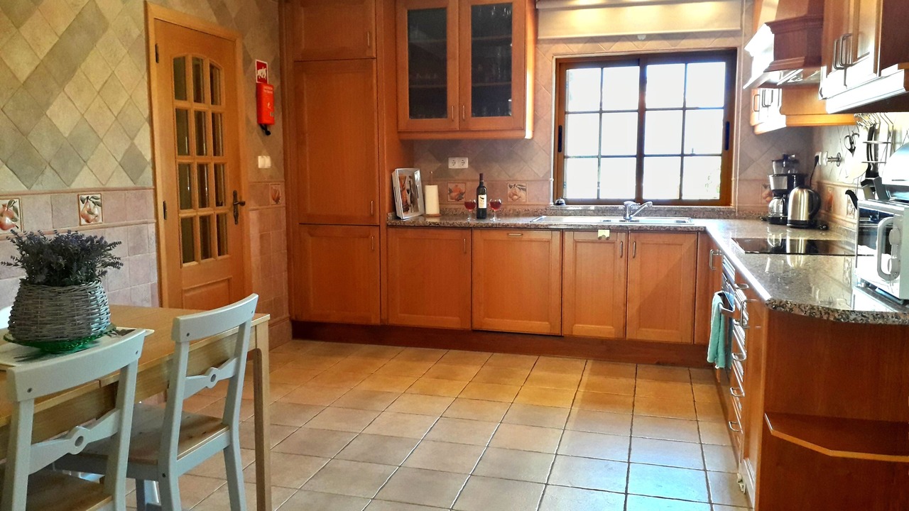 Photo of Kitchen in Alporchinhos