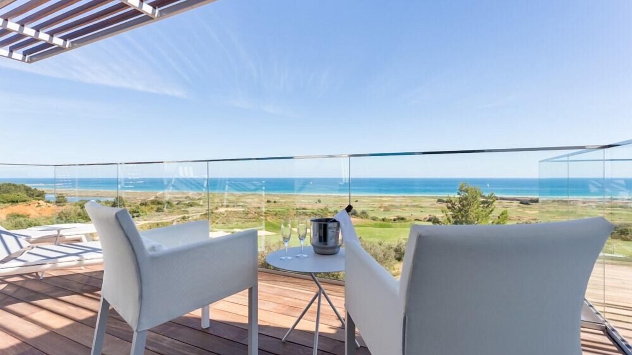 Photo of Patio Balcony in Meia Praia