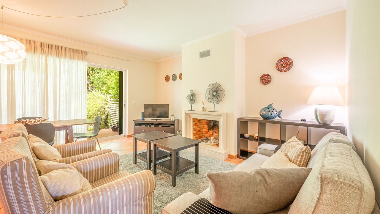 Photo of Livingroom in Charneca de Caparica e Sobreda
