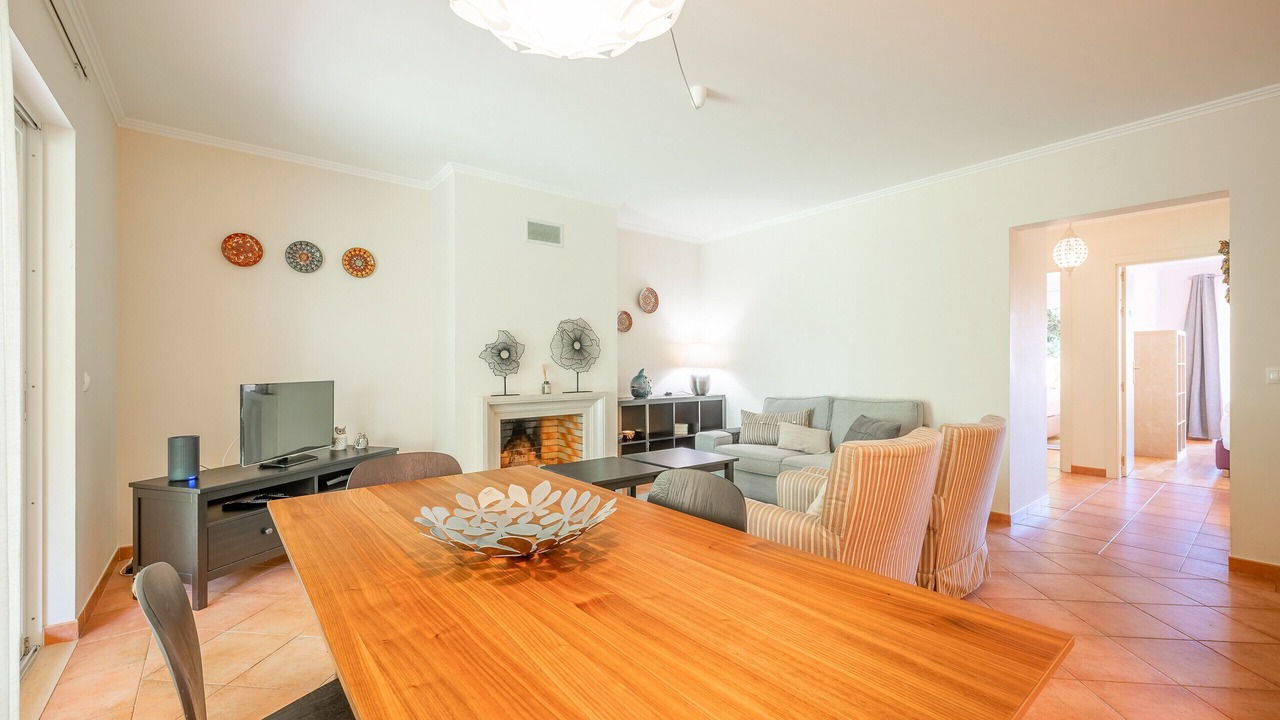 Photo of Livingroom in Charneca de Caparica e Sobreda
