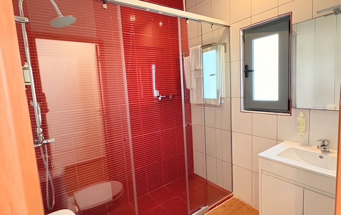 Photo of Bathroom in Santa Eulalia