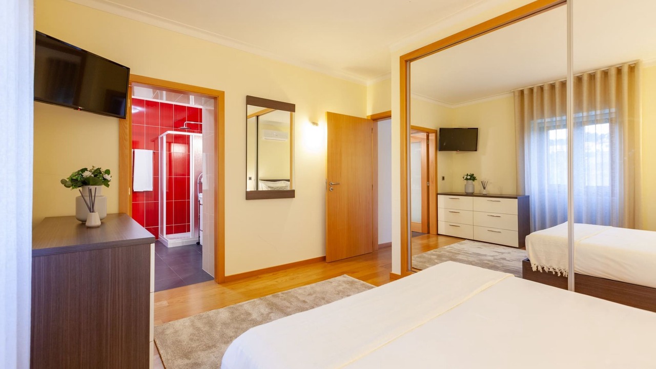Photo of Others in Portela