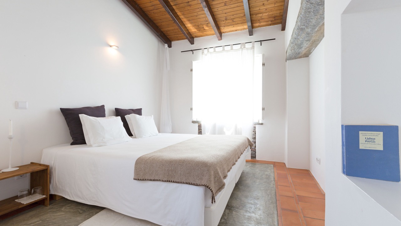 Photo of Bedroom in Mourao