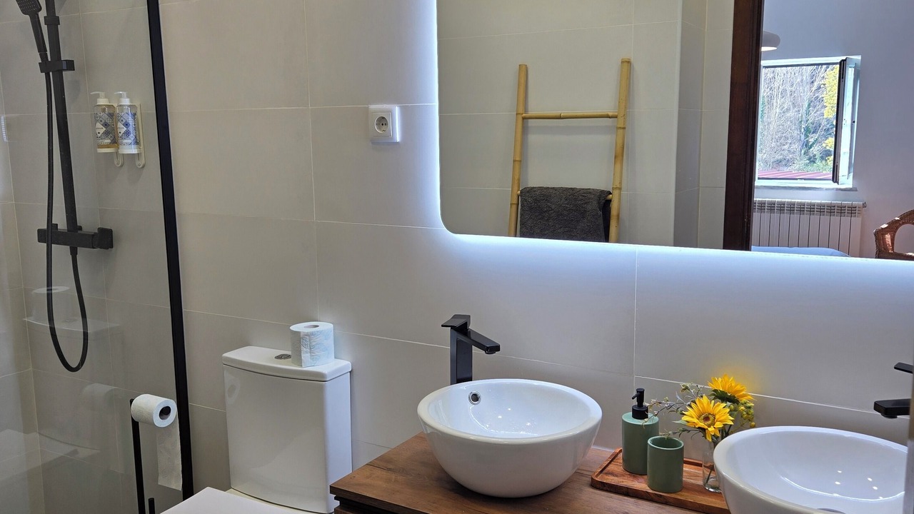 Photo of Bathroom in Arganil
