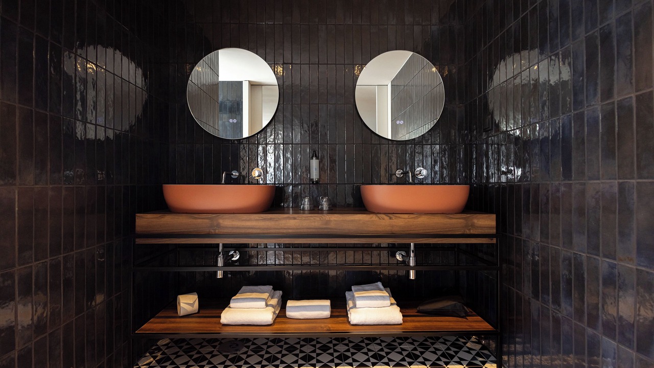 Photo of Bathroom in Portela