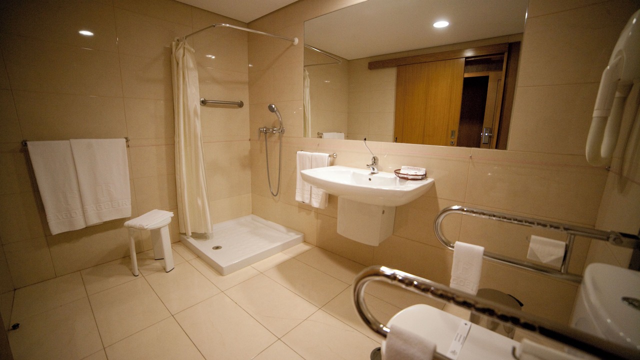 Photo of Bathroom in Barcelos Parish