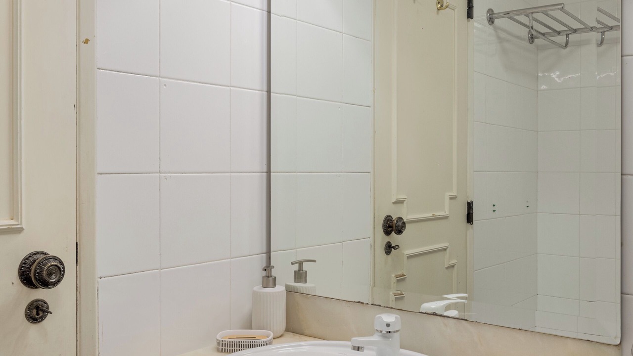 Photo of Bathroom in Cascais