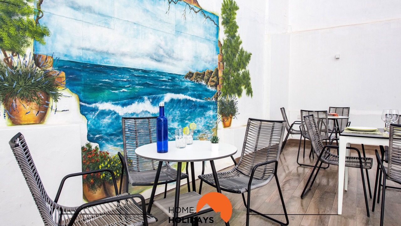 Photo of Outdoor in Calicos