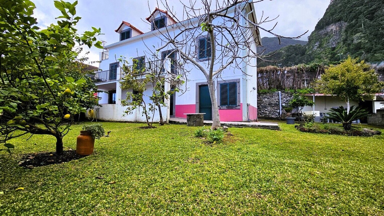 Photo of Outdoor in Porto Moniz