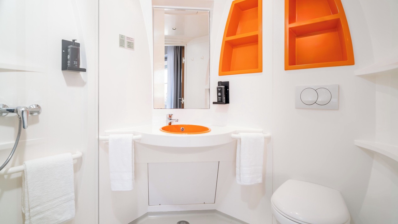 Photo of Bathroom in Centro / Baixa