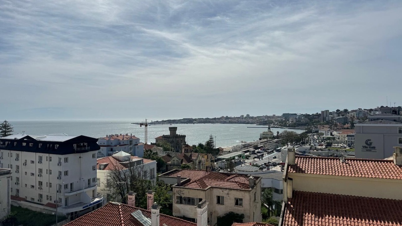 Photo of Others in Estoril