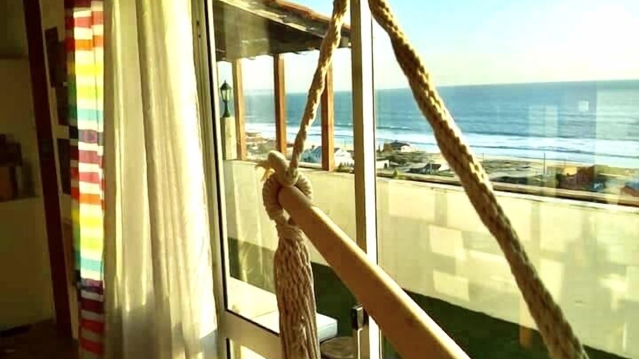 Photo of Livingroom in Costa de Caparica