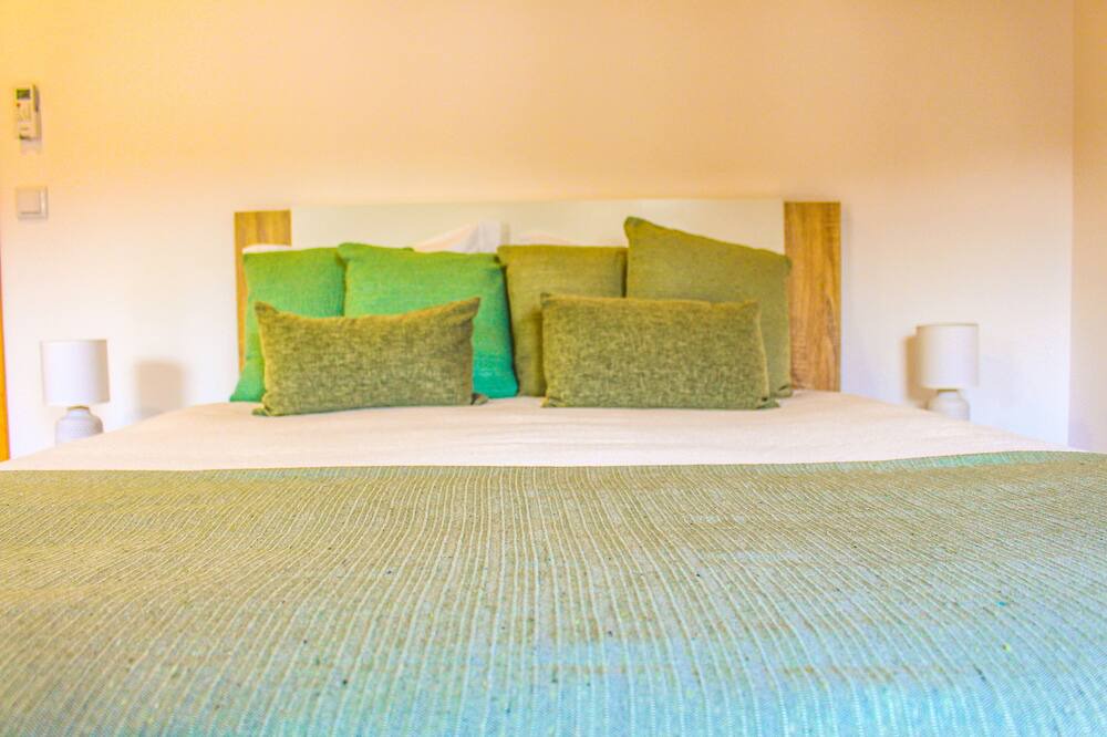 Photo of Bedroom in Gois