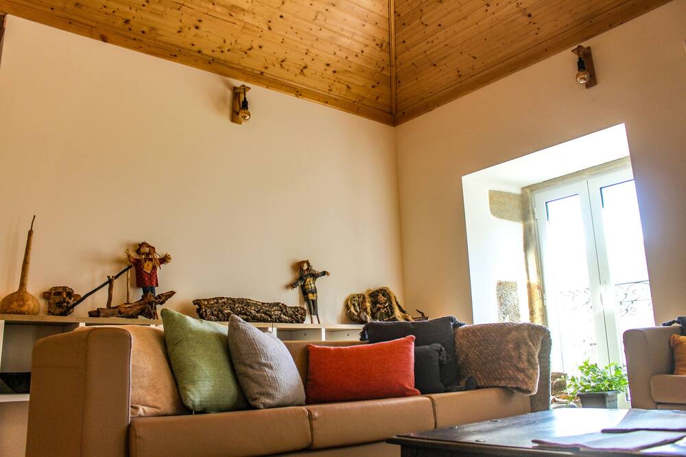 Photo of Livingroom in Gois