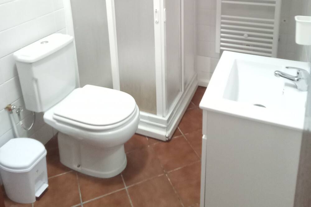 Photo of Bathroom in Alpalhao