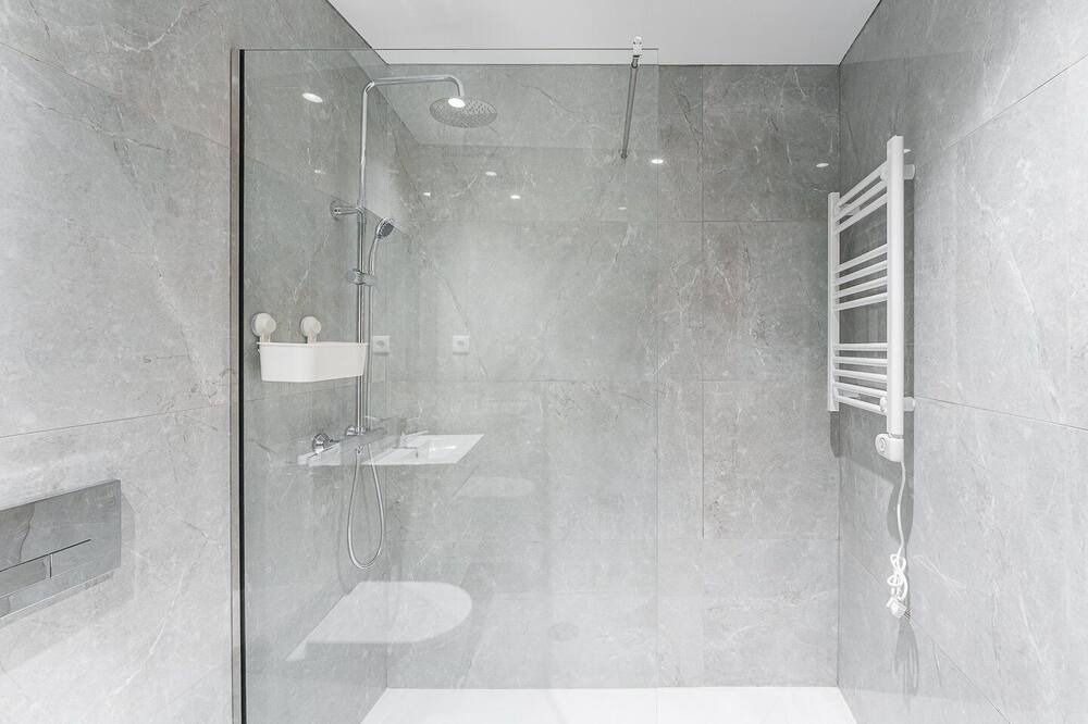 Photo of Bathroom in Fareja
