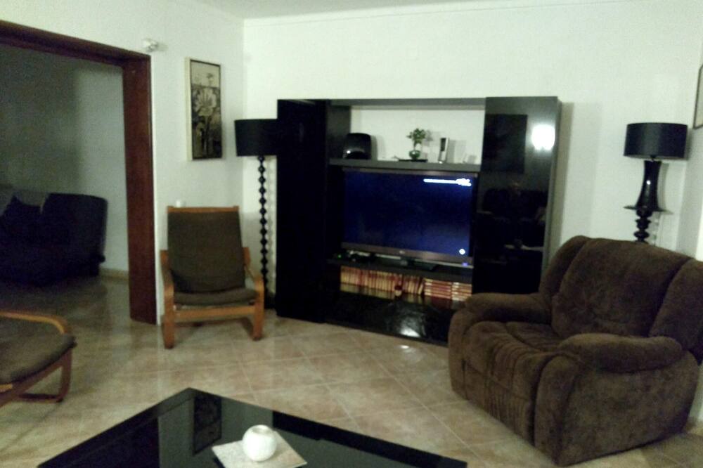 Photo of Livingroom in Corroios
