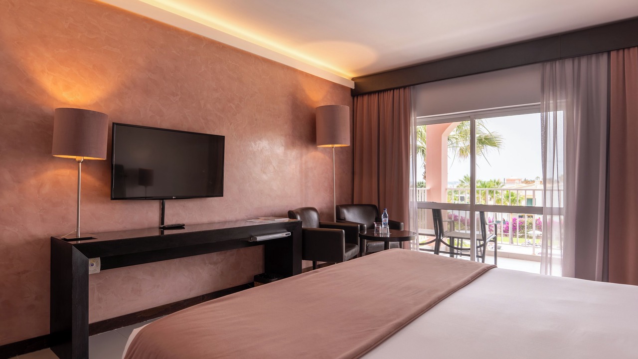 Photo of Bedroom in Gale
