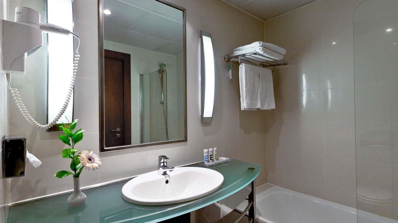 Photo of Bedroom in Lisbon Old Town
