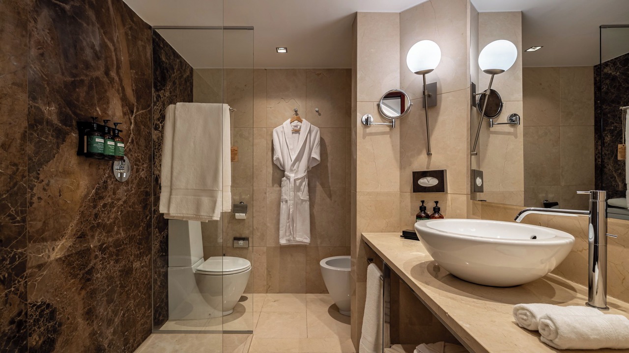 Photo of Bathroom in Lordelo do Ouro e Massarelos