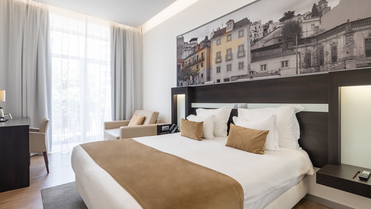 Photo of Bedroom in Lisbon Old Town