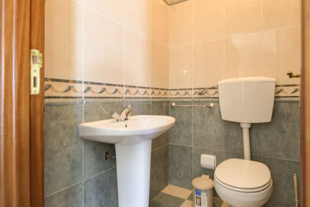 Photo of Bathroom in Parchal