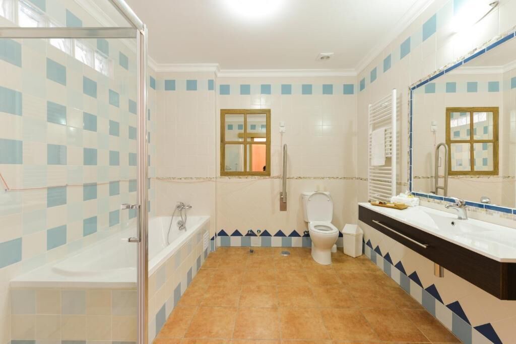 Photo of Bathroom in Sao Bras de Alportel