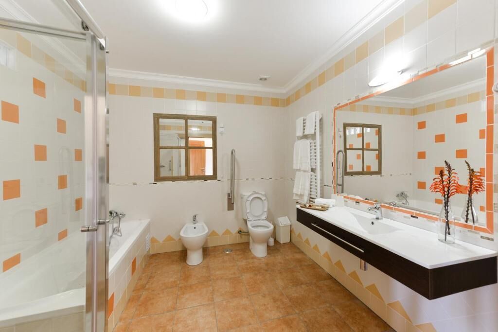 Photo of Bathroom in Sao Bras de Alportel