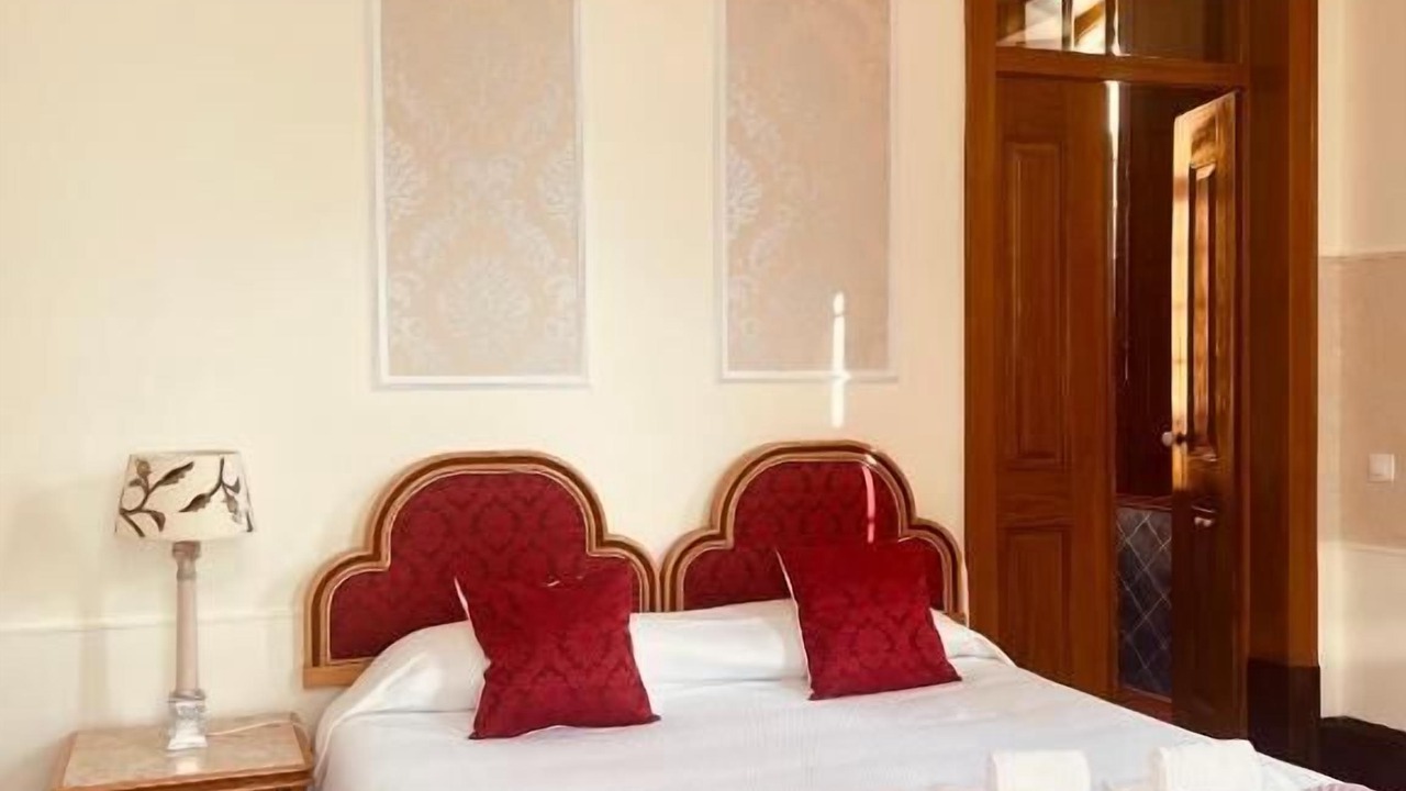 Photo of Bedroom in Cuba