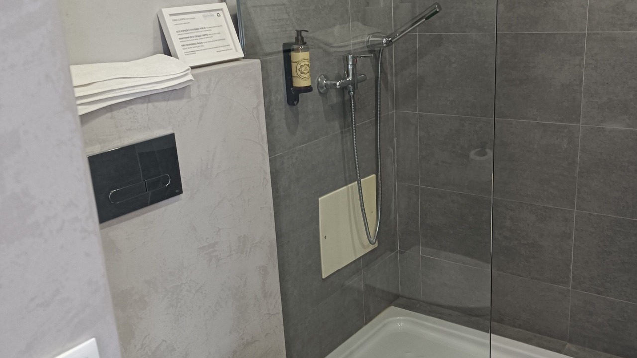 Photo of Bathroom in Mertola