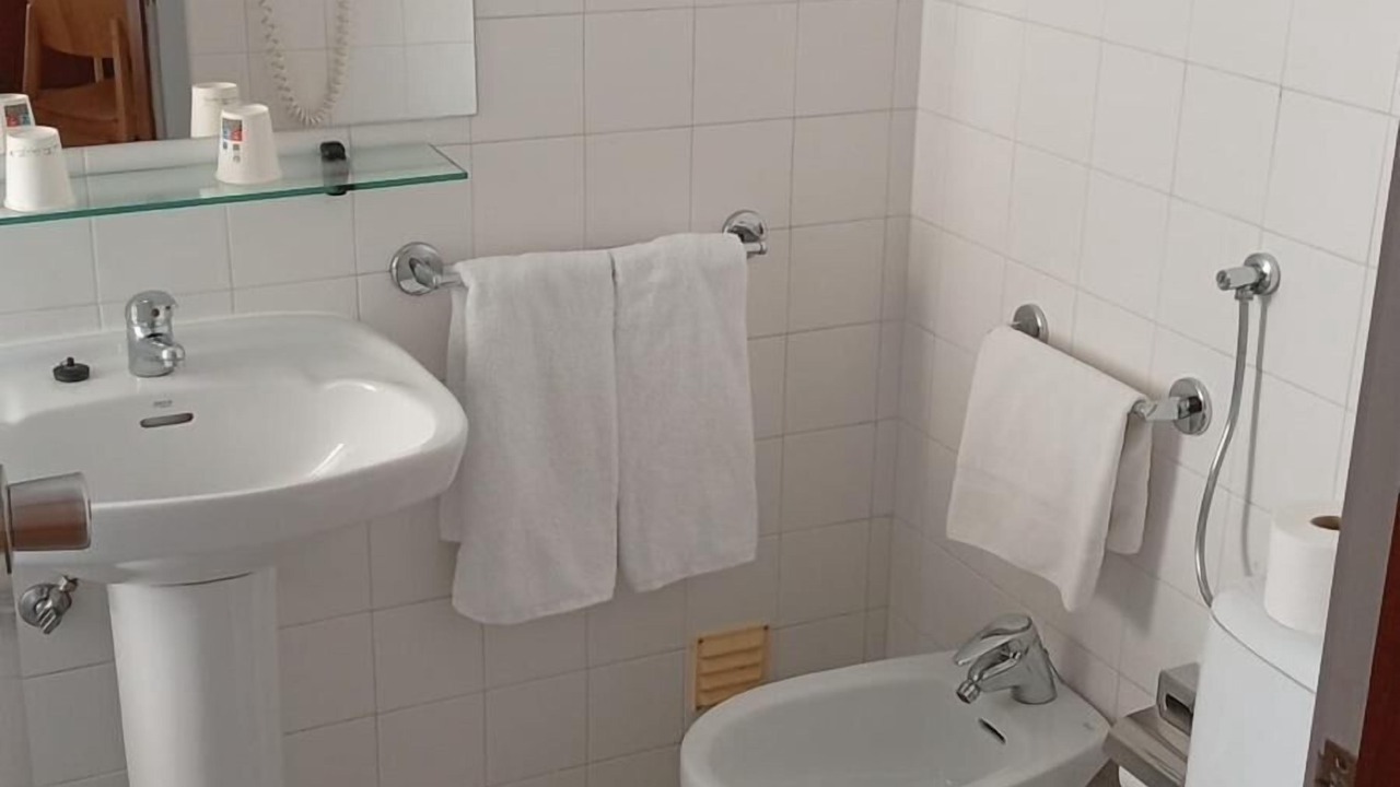 Photo of Bathroom in Campo Maior