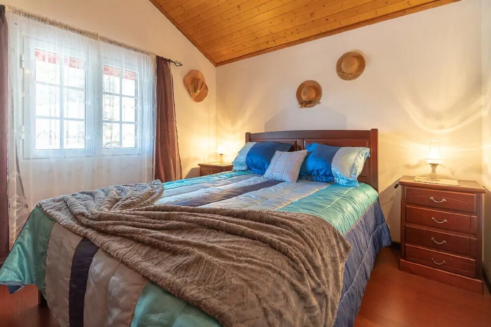 Photo of Bedroom in Arco da Calheta