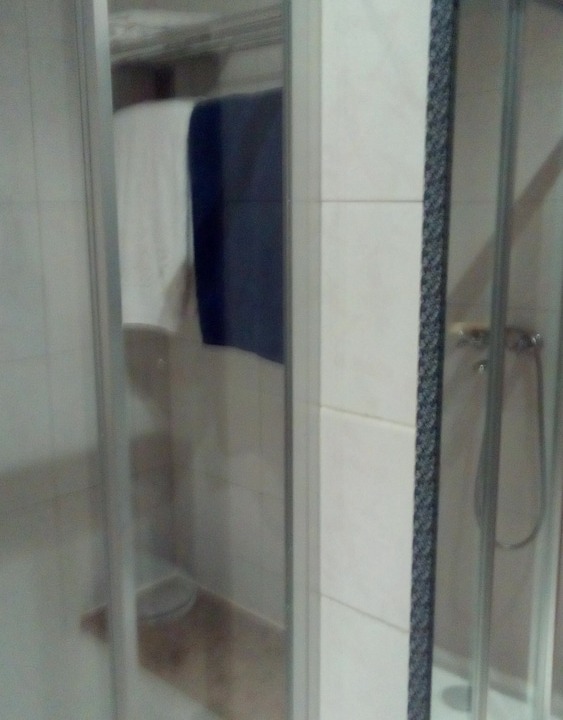 Photo of Bathroom in Coimbra City Centre