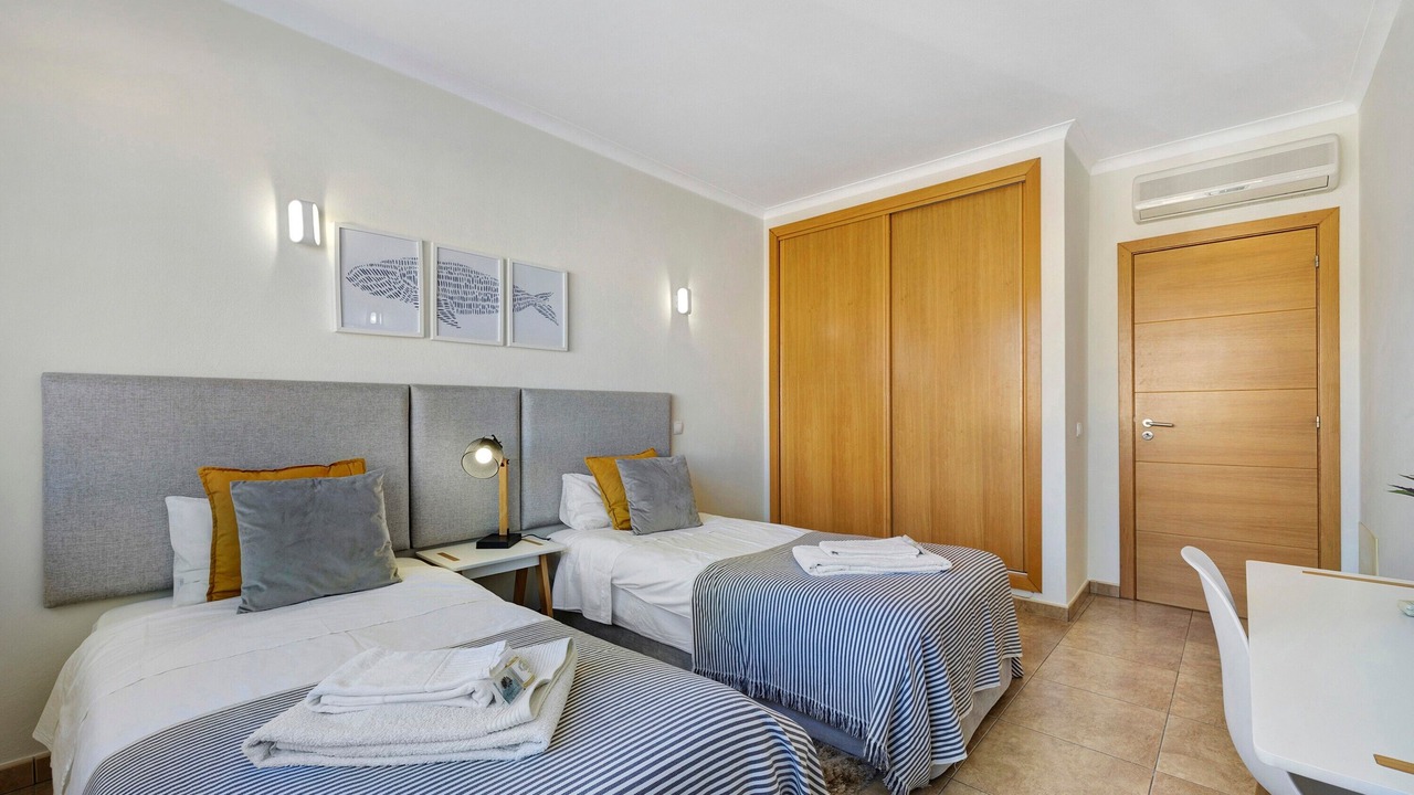 Photo of Bedroom in Porto de Mos