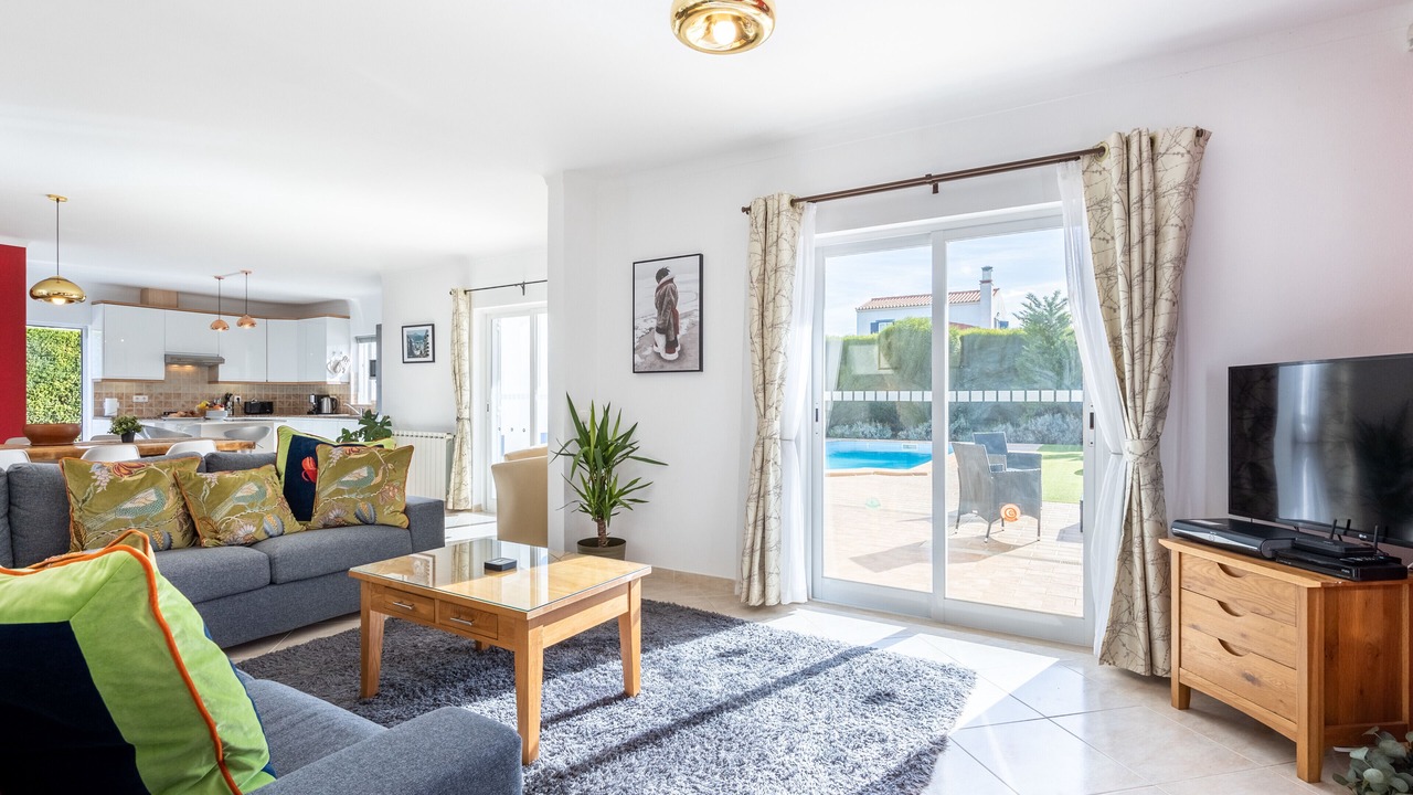 Photo of Livingroom in Aljezur