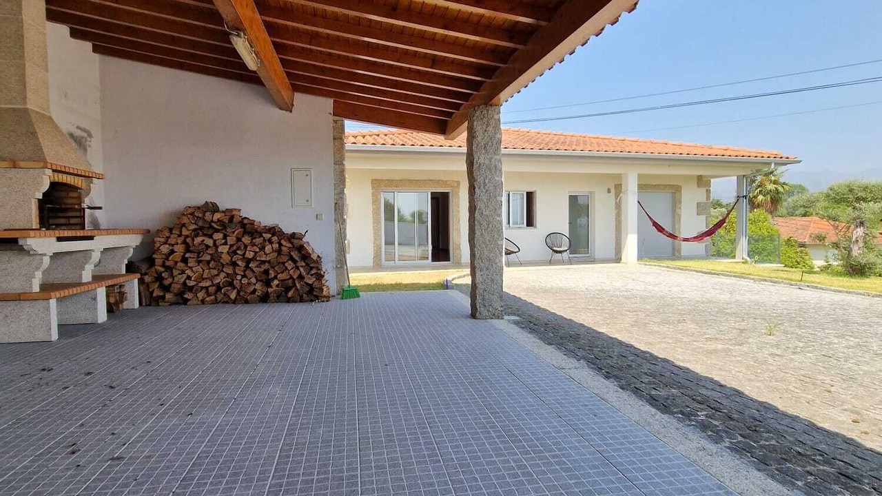 Photo of Patio Balcony in Amares