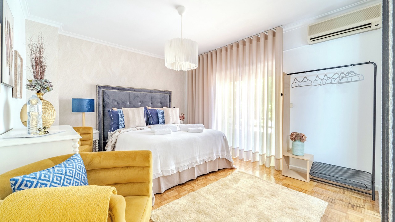 Photo of Bedroom in Real