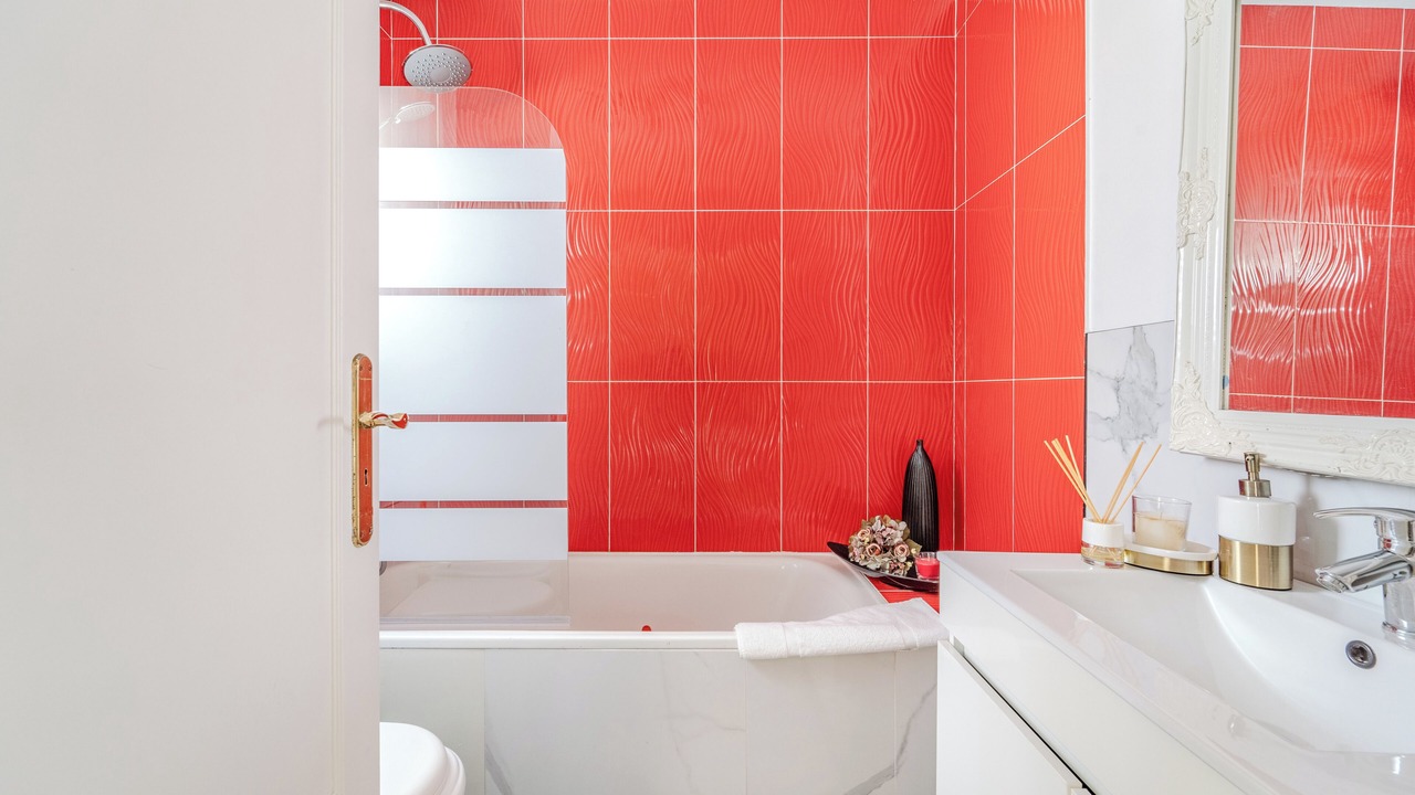 Photo of Bathroom in Real