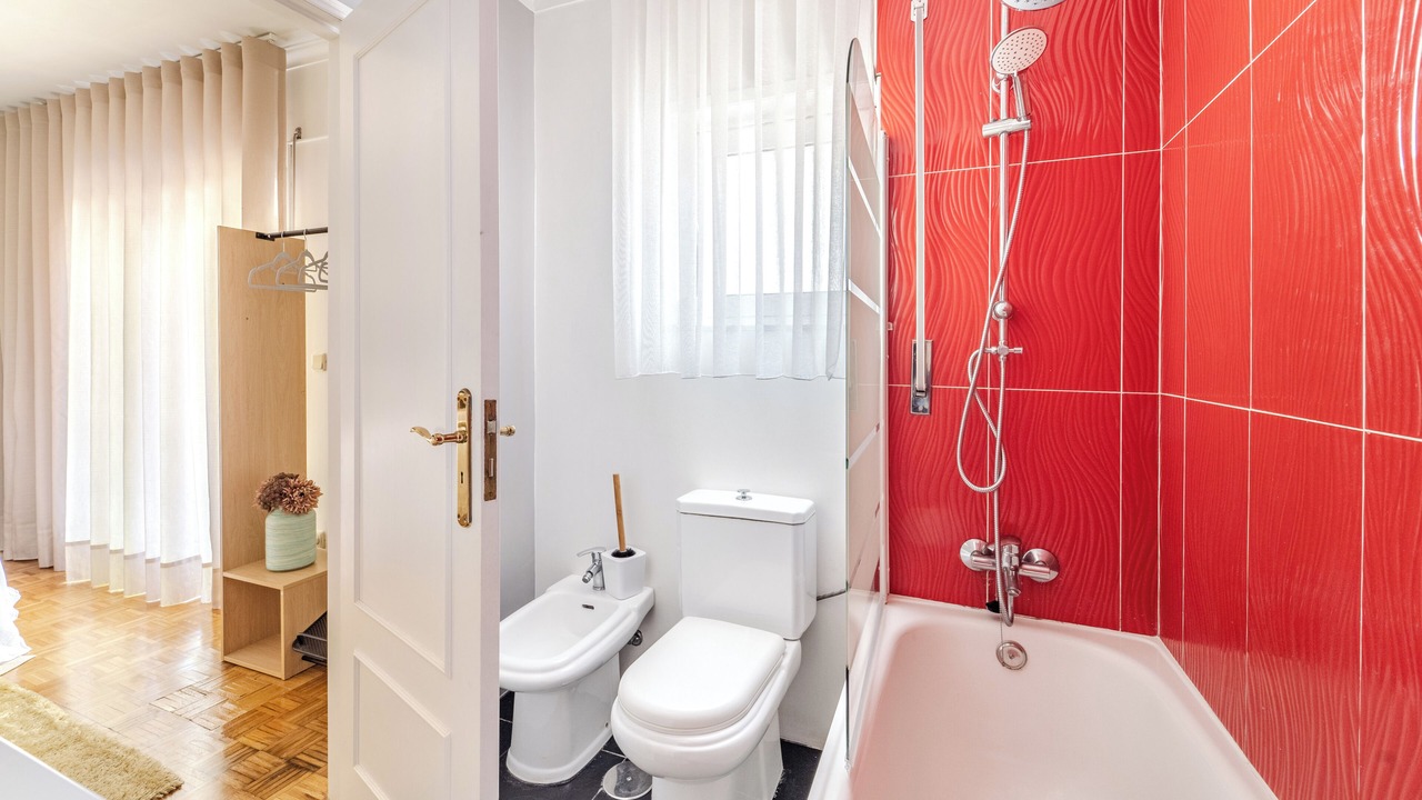 Photo of Bathroom in Real