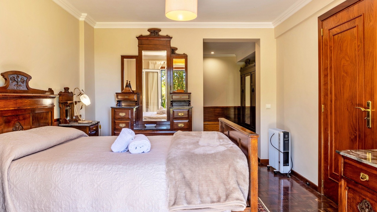 Photo of Bedroom in Canico
