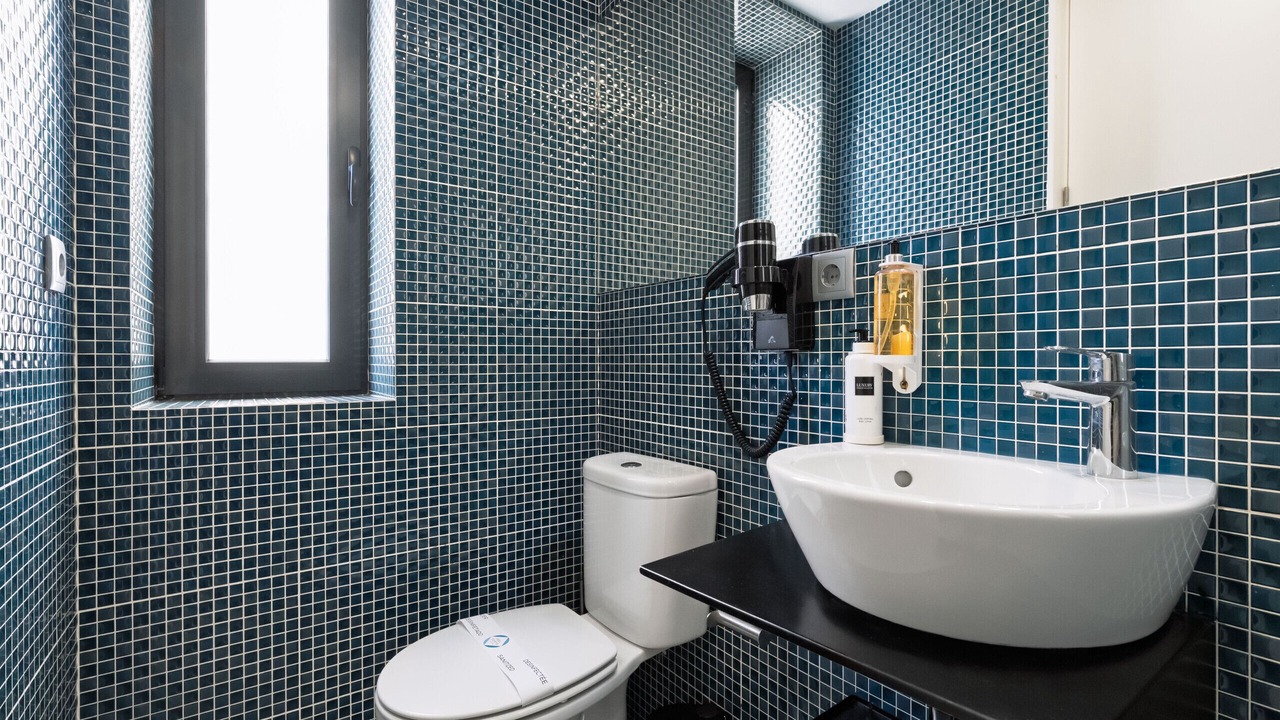 Photo of Bathroom in Centro / Baixa