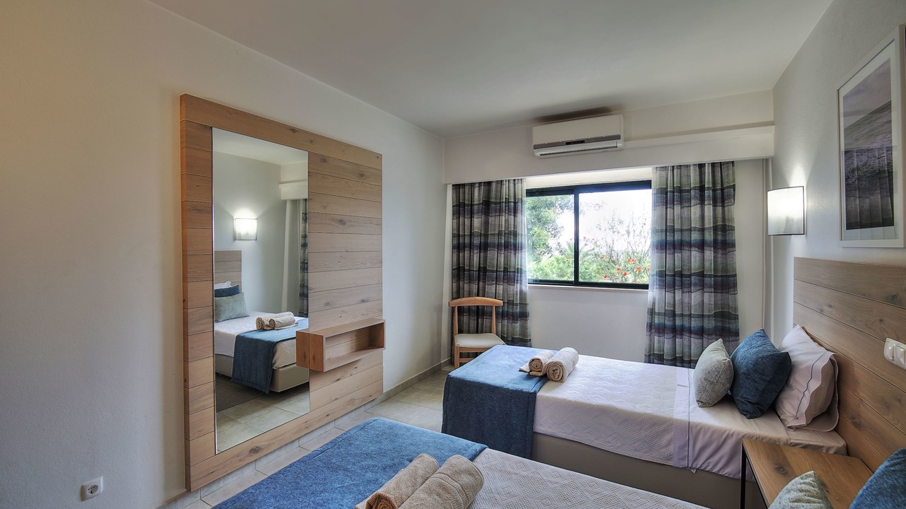 Photo of Bedroom in Vale de Parra