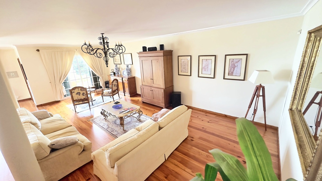 Photo of Livingroom in Santo Antonio
