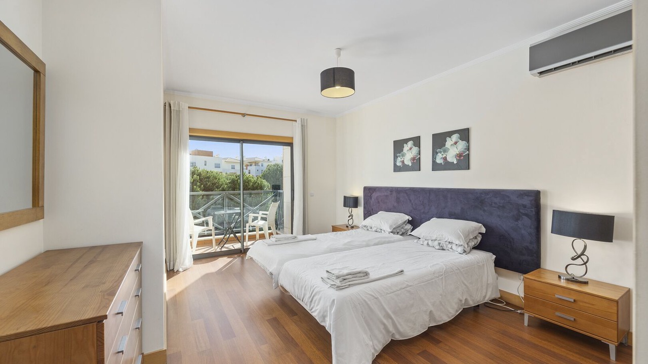 Photo of Bedroom in Montechoro