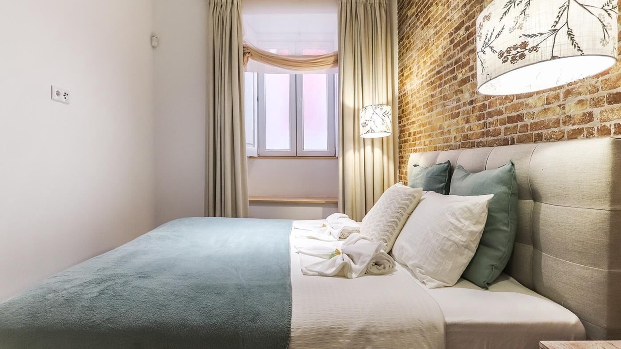 Photo of Bedroom in Setubal
