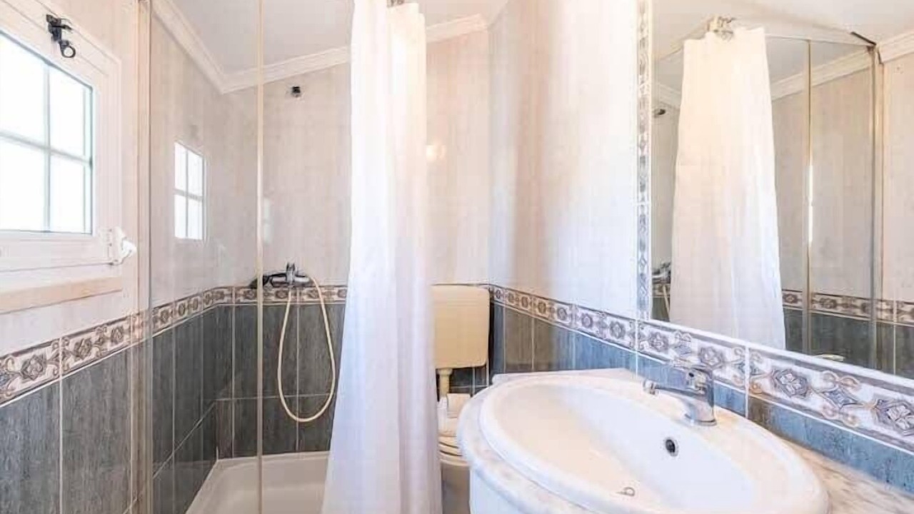 Photo of Bathroom in Albufeira
